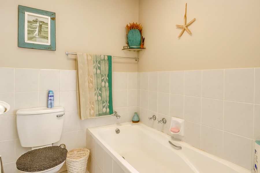 2 Bedroom Property for Sale in Goose Valley Western Cape